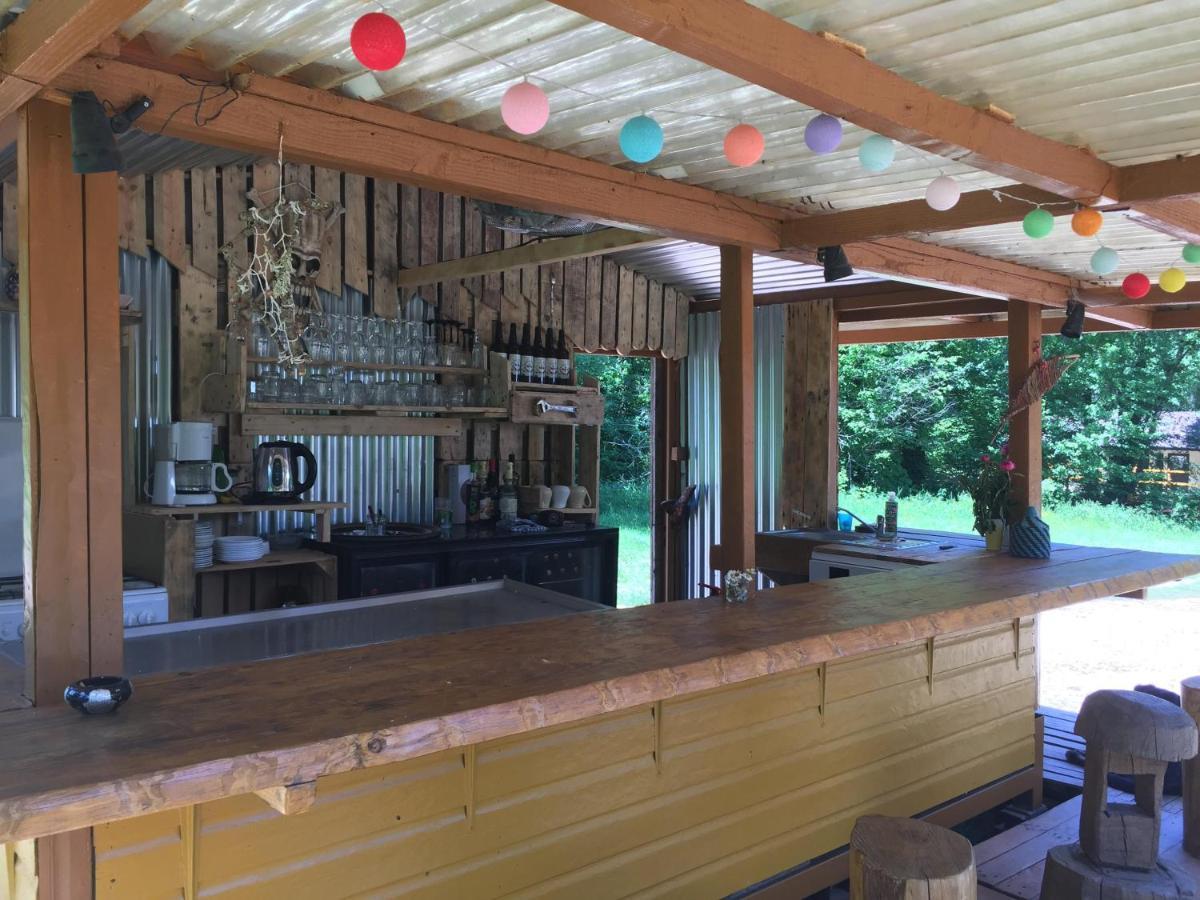 L'Alternatif Hotell Huriel Exteriör bild