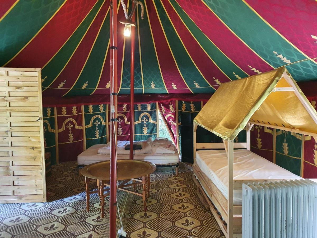 L'Alternatif Hotell Huriel Exteriör bild