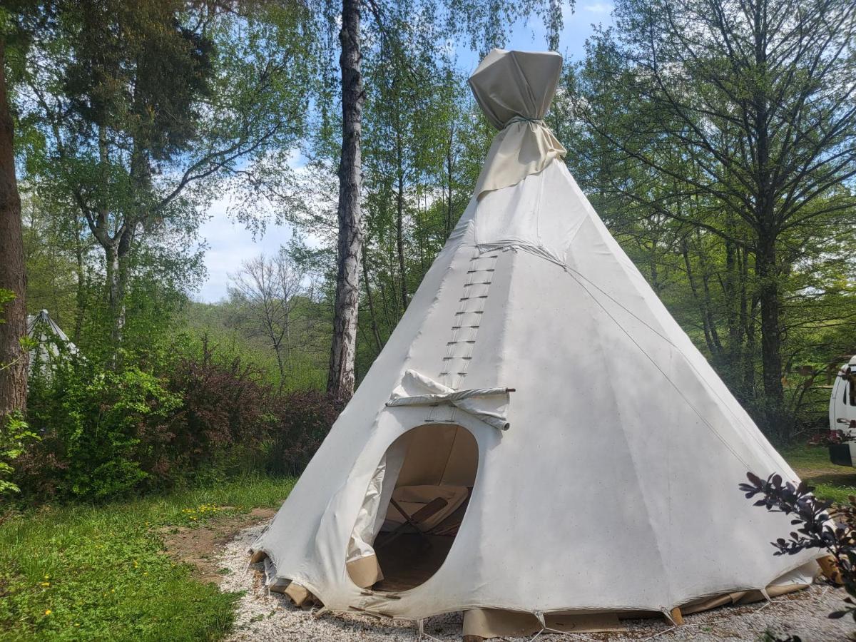 L'Alternatif Hotell Huriel Exteriör bild