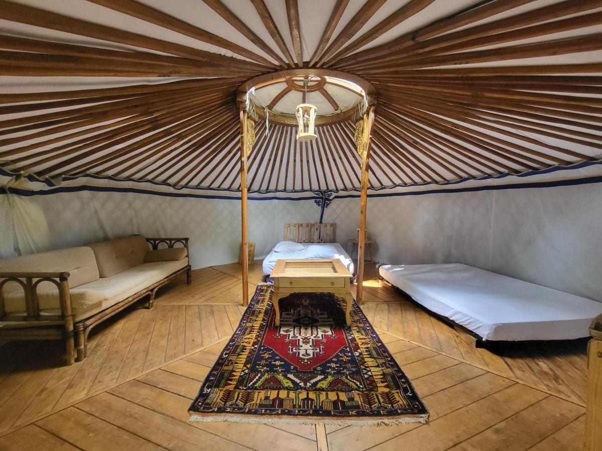 L'Alternatif Hotell Huriel Exteriör bild